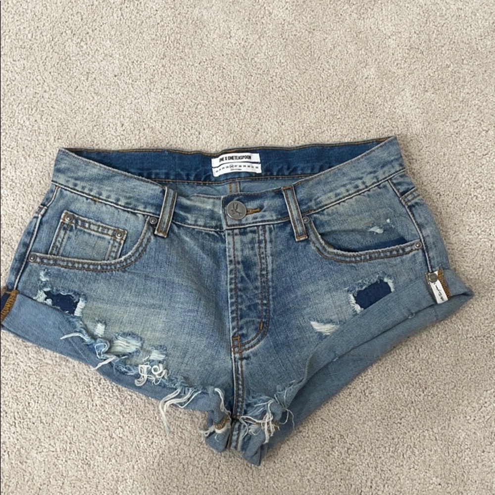Like New One Teaspoon Bandit shorts size 26